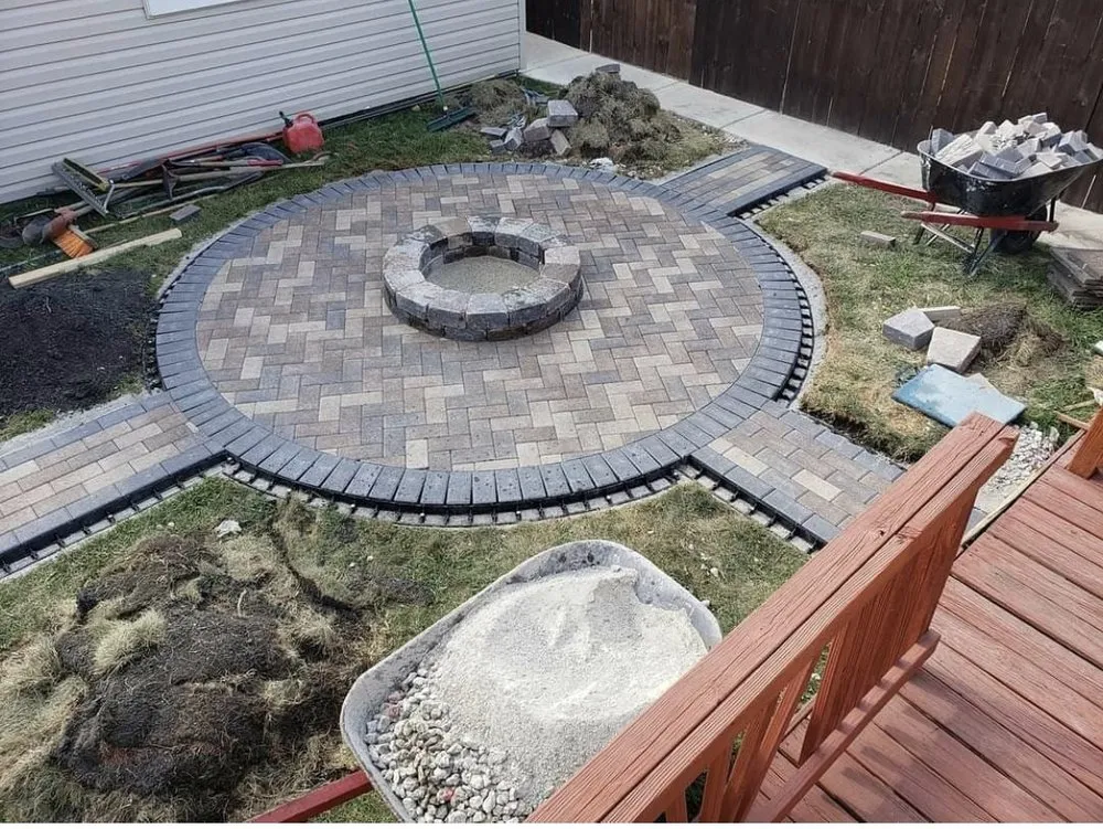 Top-rated lawn care service experts serving Chicago, IL - Lalo Landscaping