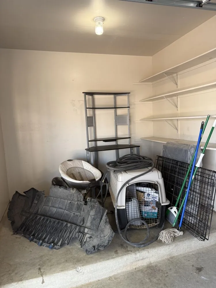 Reliable yard cleanup service for year-round maintenance across El Paso, TX - Lalors Precision