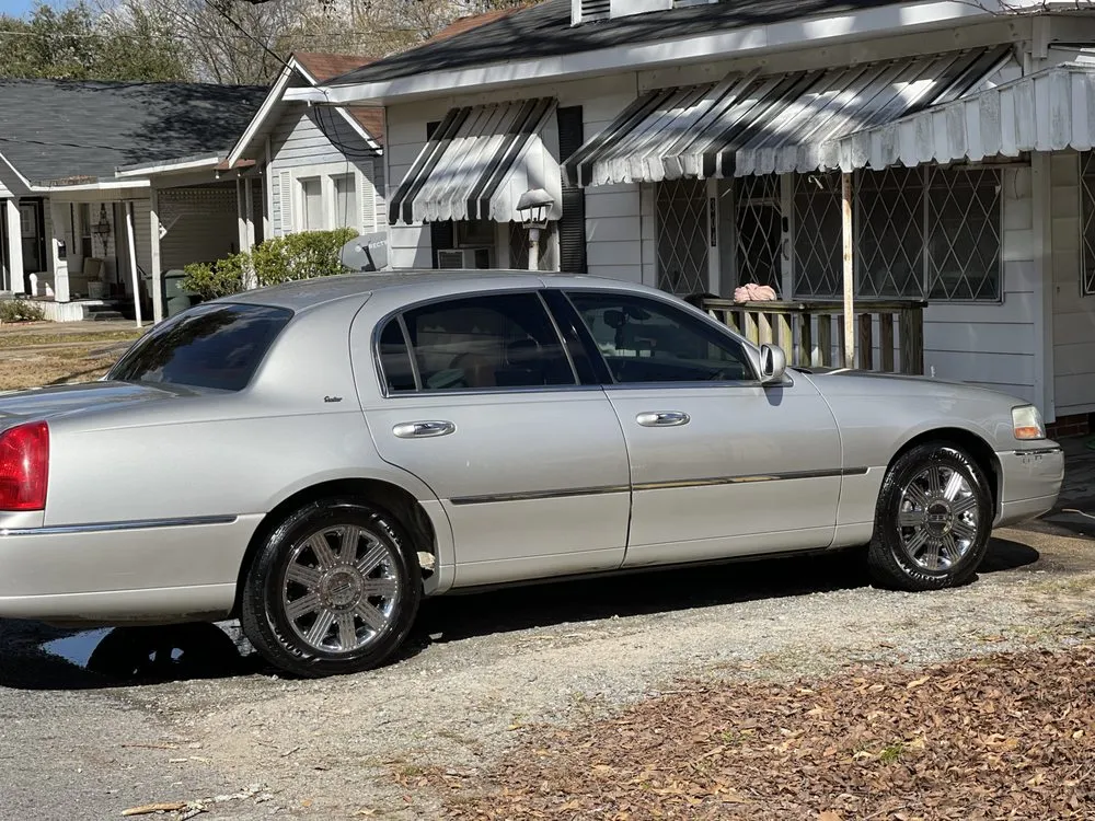 Custom residential landscaping experts serving Monroe, LA - Lamar Powerwashing Landscaping & Electrical