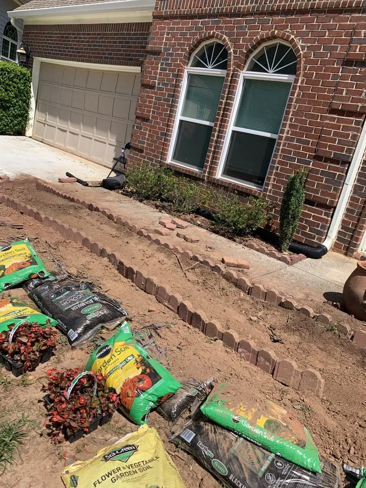 Reliable landscape design experts serving Stone Mountain, GA - Lamarr Lawn Service