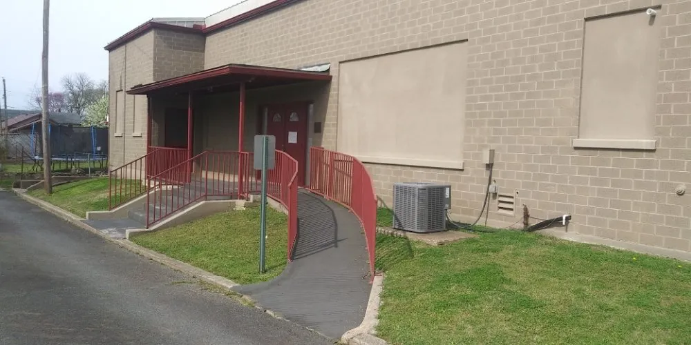 Expert garden landscaping for beautiful yards across Hot Springs, AR - Lambert Lawncare and Surface Cleaning