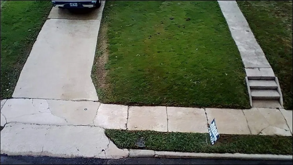 Top-rated yard maintenance experts serving Hot Springs, AR - Lambert Lawncare and Surface Cleaning