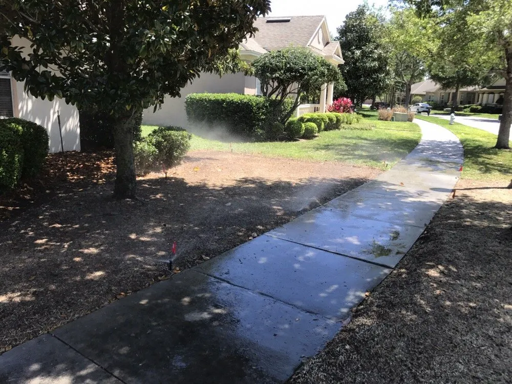 Reliable yard maintenance experts serving Ocoee, FL - Lambert's Lawn Service