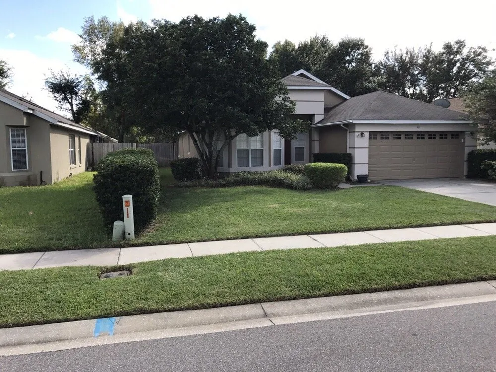 Top-rated outdoor landscaping in Ocoee, FL - Lambert's Lawn Service