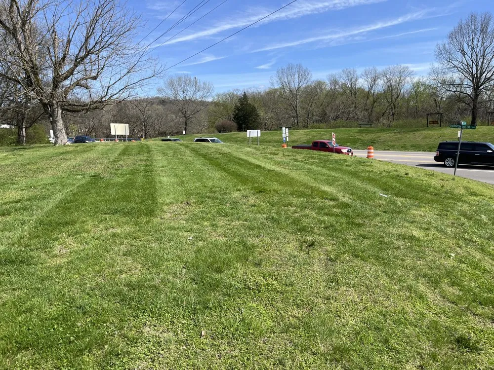 Custom yard maintenance for outdoor upgrades across Fayetteville, TN - Lamberts Outdoor Basis