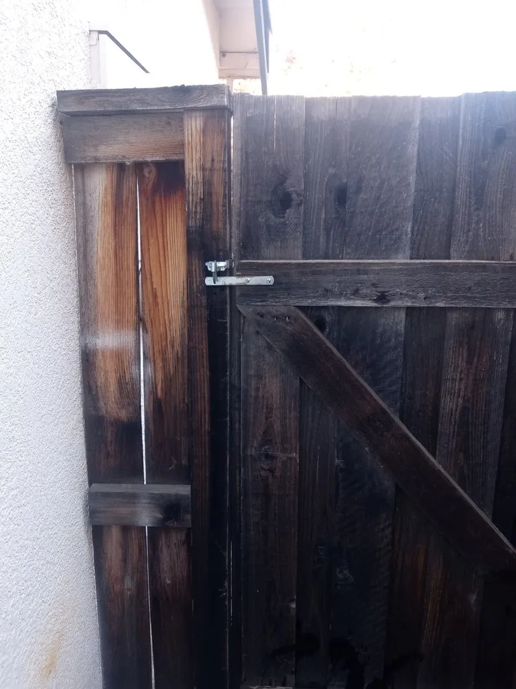 Local yard cleanup service experts serving Patterson, CA - Lamendola Handyman Services