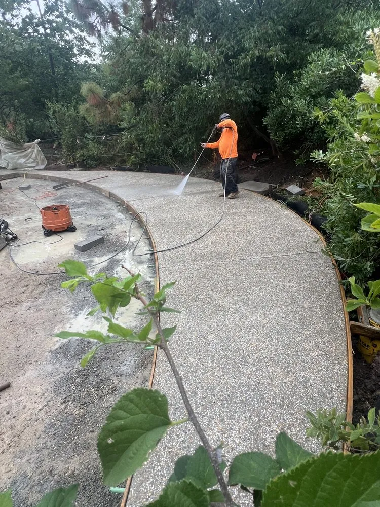 Custom garden landscaping experts serving Fort Washington, MD - LAMJ Concrete