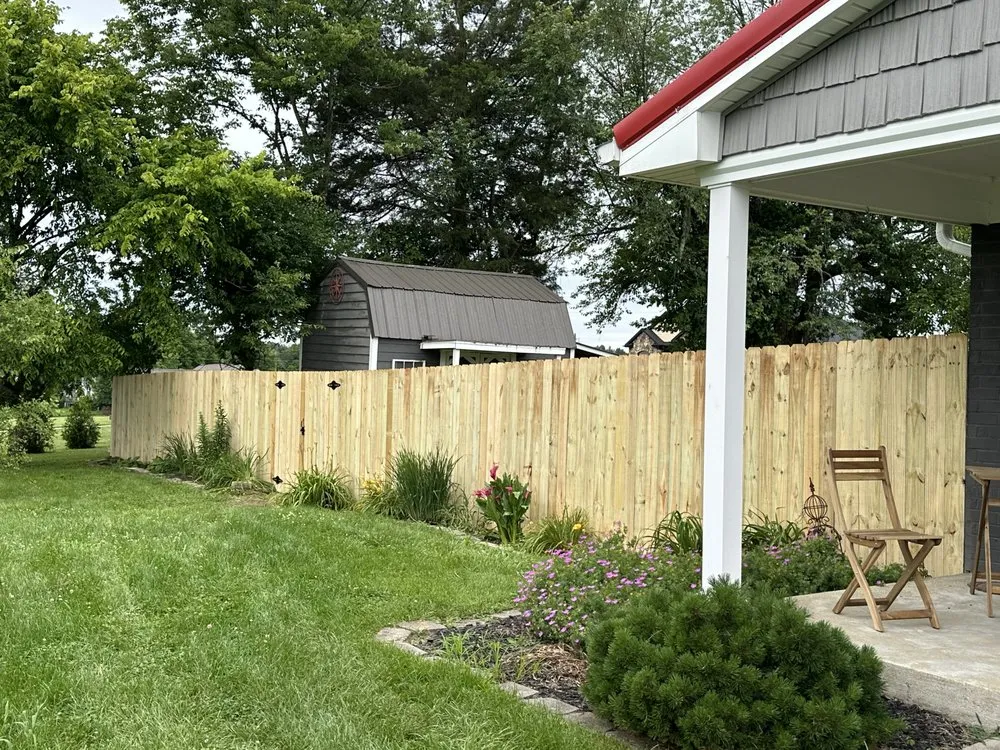 Custom lawn mowing service experts serving Bloomfield, KY - Lamkin Lawn Care