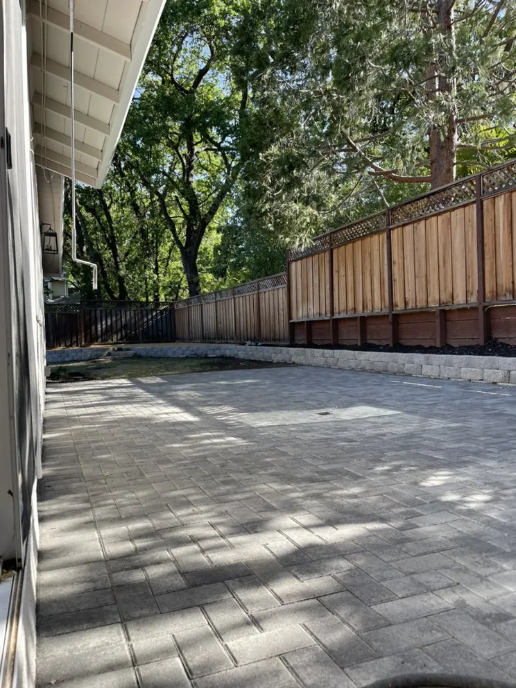 Local landscaping services with custom design in Lafayette, CA by Lamorinda Landscaping