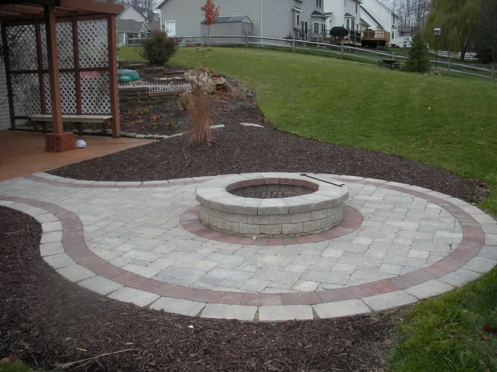 Local residential landscaping in Medina, OH by Lamphear's Lawn Service