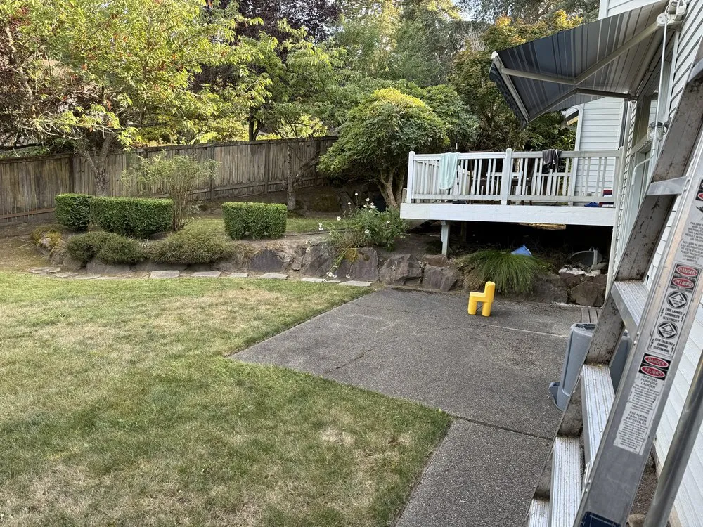 Professional landscape design in Kirkland, WA by Lana Landscaping