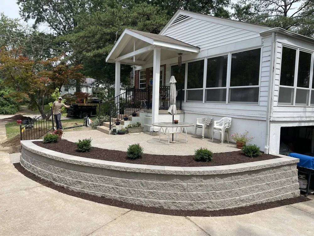 Top-rated landscape design in Ballwin, MO by Lance's Landscaping