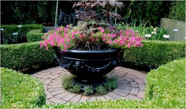 Reliable garden landscaping experts serving Columbia, SC - Lancescape