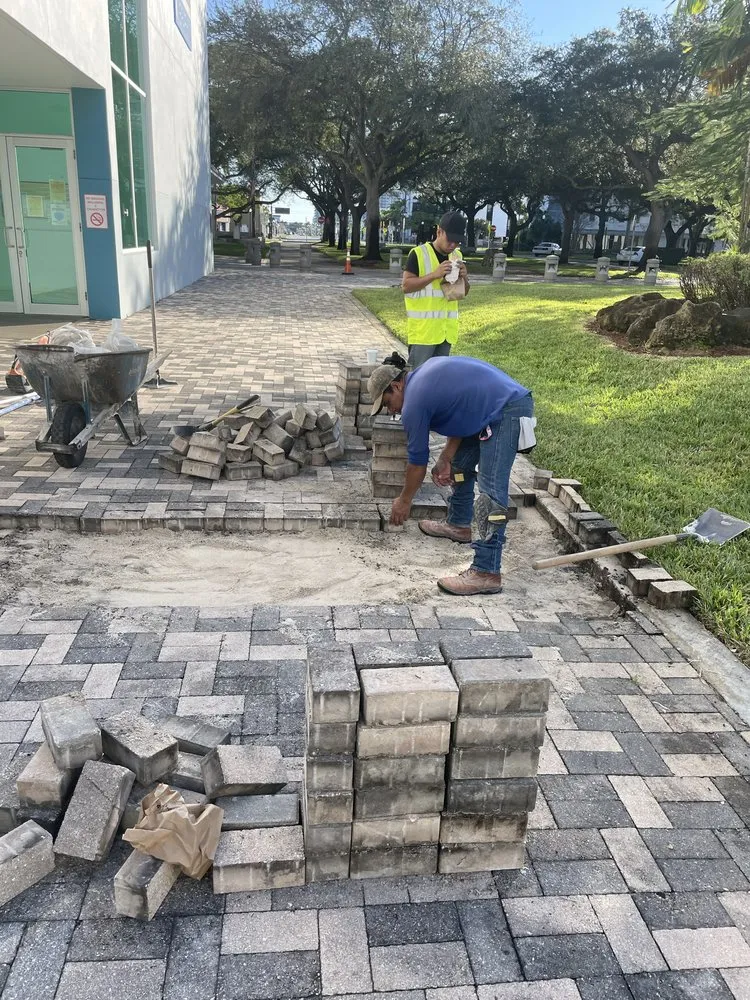 Reliable landscape design experts serving Boulevard Heights, FL - Land + Build