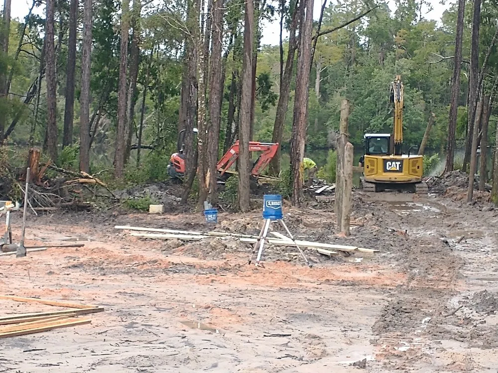 Local outdoor landscaping experts serving Robertsdale, AL - Land & Limb Forestry Services