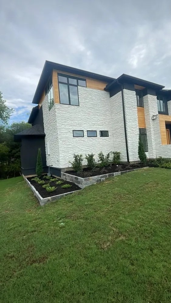 Top-rated yard maintenance experts serving Rockwall, TX - Land Art