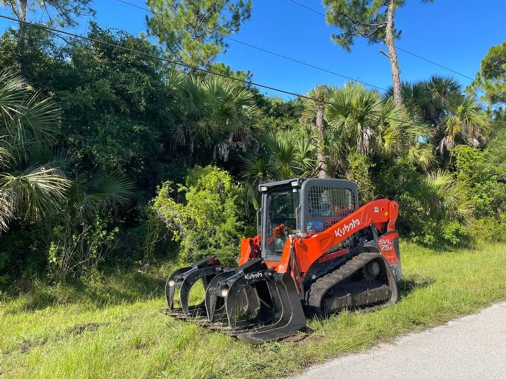 Affordable residential landscaping experts serving Bonita Springs, FL - Land Clearing - Diamond Shine Construction Services