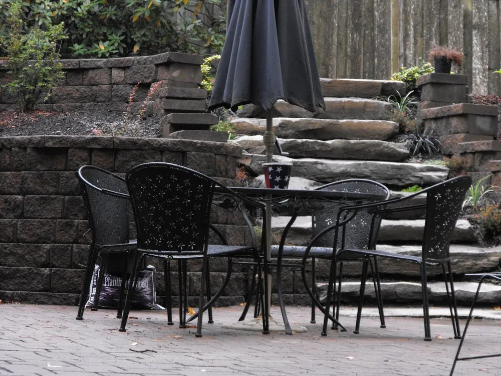 Top-rated yard cleanup service for beautiful yards in North Plains, OR by Land Crafters