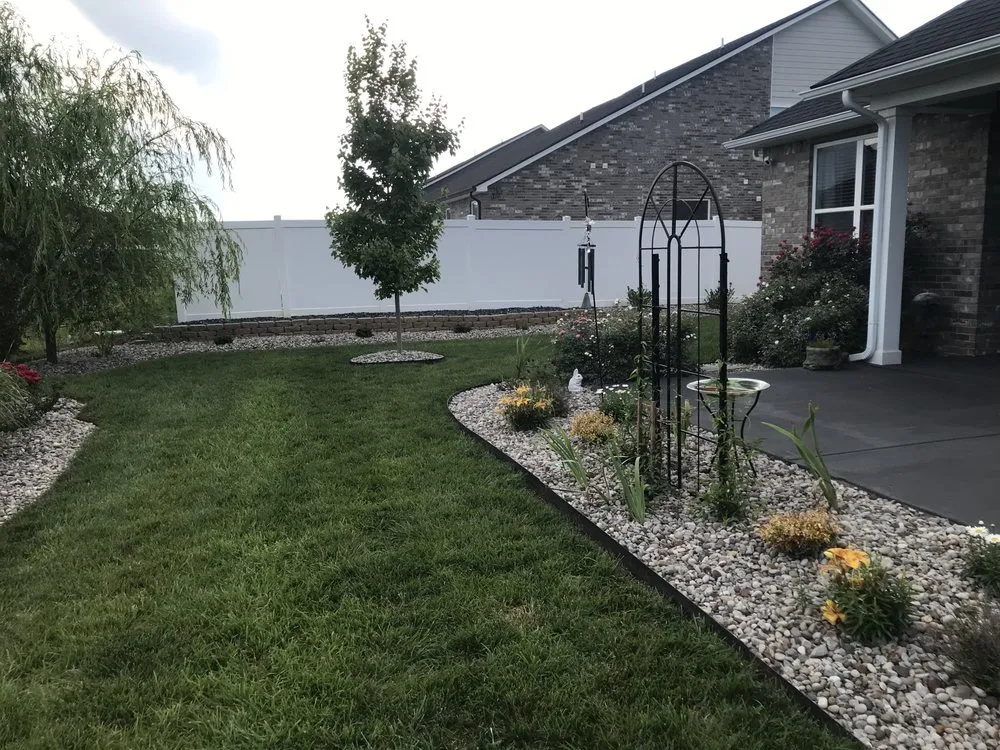 Professional lawn mowing service in Beechgrove, TN - Land-E-Scapes