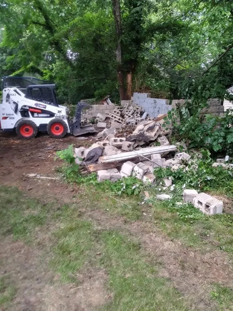 Expert outdoor landscaping experts serving Peachtree Corners, GA - Land Force Site Solutions