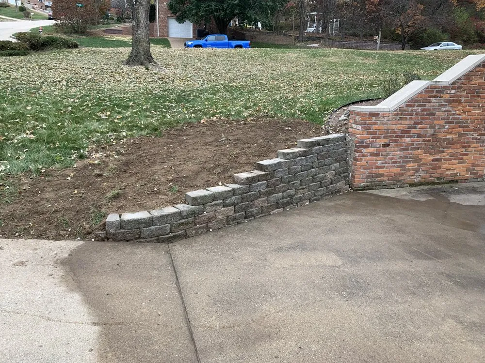 Top-rated lawn care service in California, MO - Land Guard Landscaping