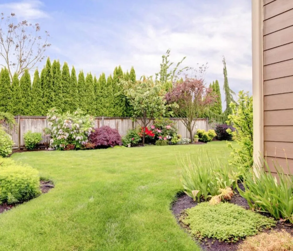 Expert yard cleanup service experts serving Lilburn, GA - Land Lovers Landscaping