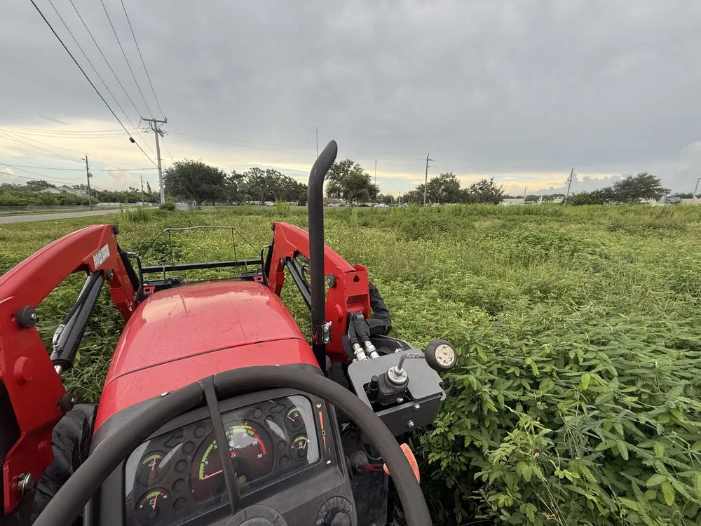 Custom lawn mowing service in Parrish, FL - Land man services