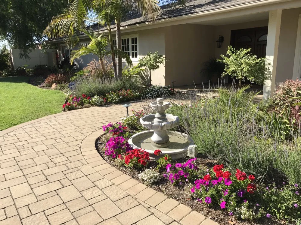 Custom garden landscaping experts serving Orange, CA - Land Mechanics