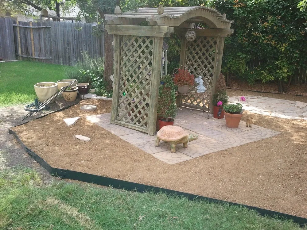 Affordable yard cleanup service for beautiful yards in Helotes, TX by Land-N-Lawns