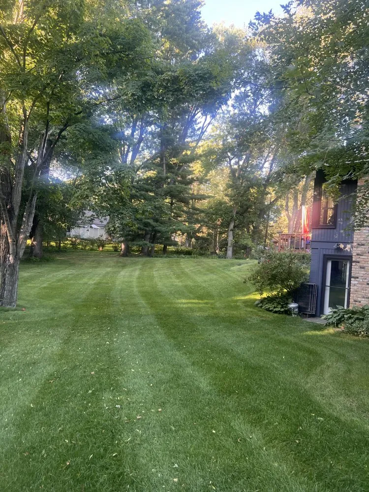 Affordable landscape design experts serving Plymouth, MN - Land Of Lakes
