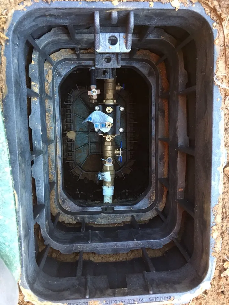 Professional yard maintenance in Hillsboro, OR by Land-Pro