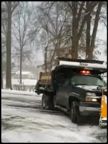 Custom outdoor landscaping experts serving Mogadore, OH - Land Pro Landscaping & Tree Service