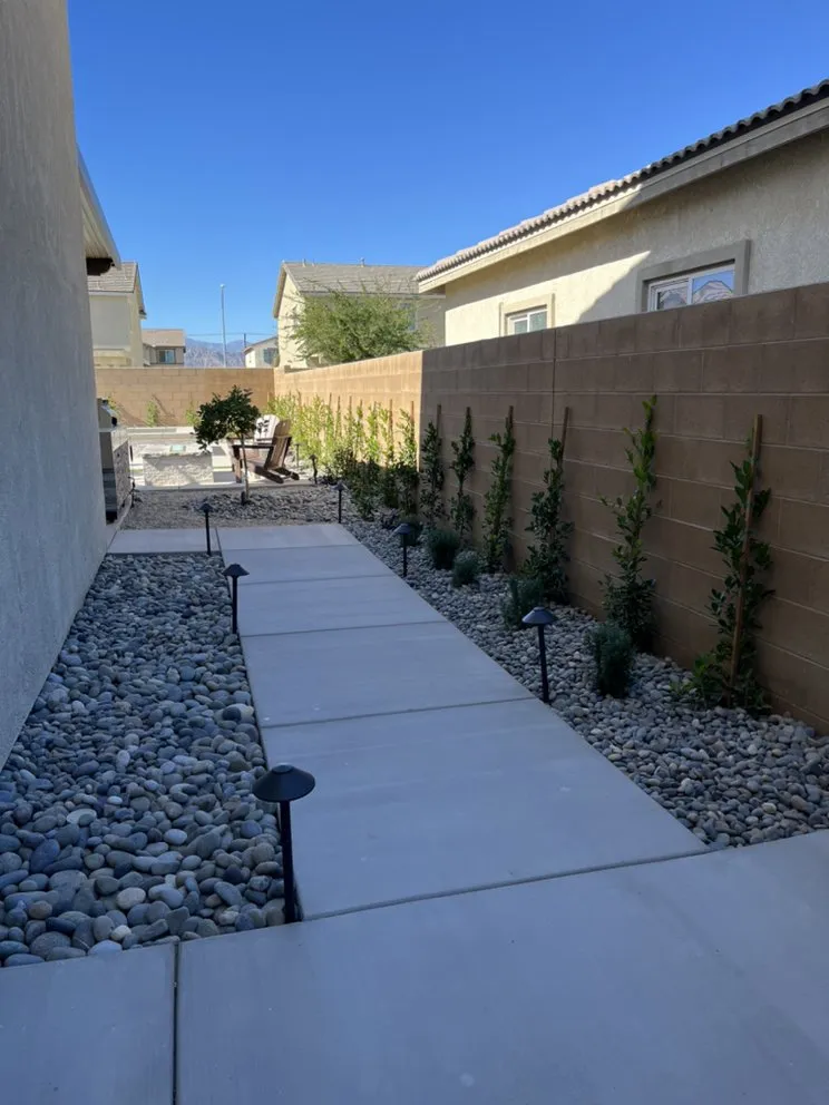 Top-rated landscaping services experts serving Palm Desert, CA - Land Savvy