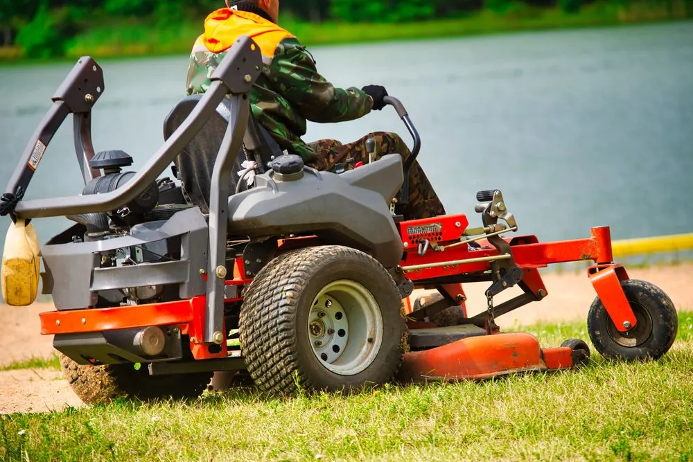 Reliable yard maintenance in Saint Charles, MO by Land Shark Lawn