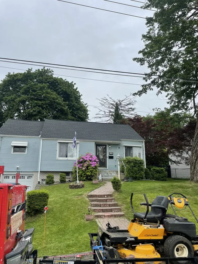 Local yard cleanup service in Bloomingburg, NY - Land Wow
