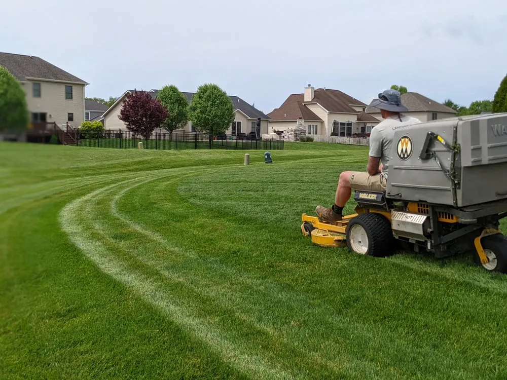 Local outdoor landscaping for residential properties across New Haven, IN - Landart