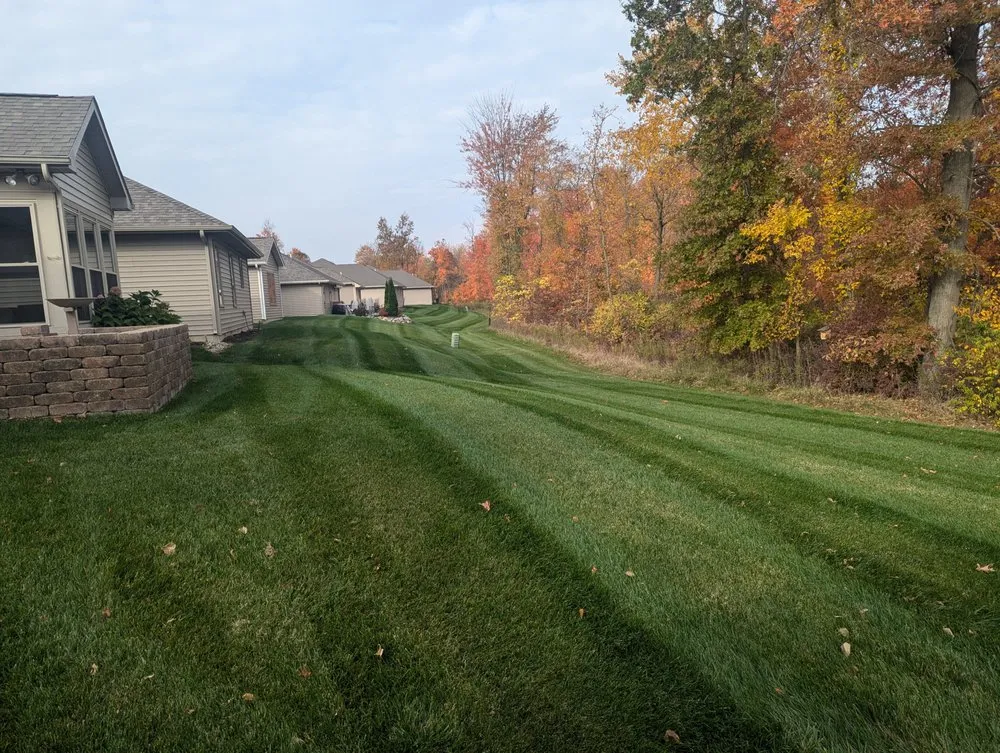 Affordable yard maintenance for beautiful yards in New Haven, IN by Landart