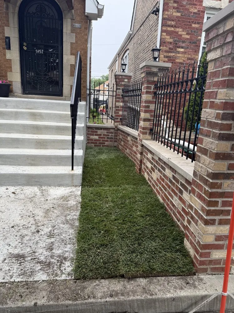 Trusted garden landscaping for homes in Chicago, IL by Landa’s Landscaping