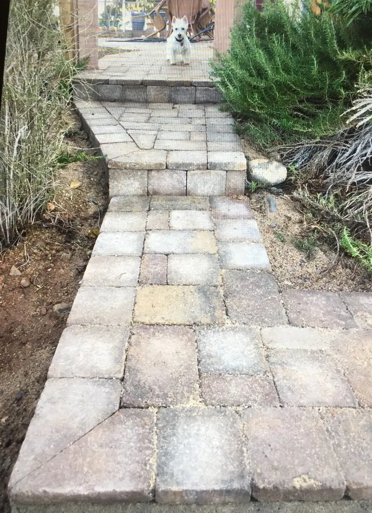 Reliable lawn care service experts serving Cornville, AZ - Landaverde Landscaping