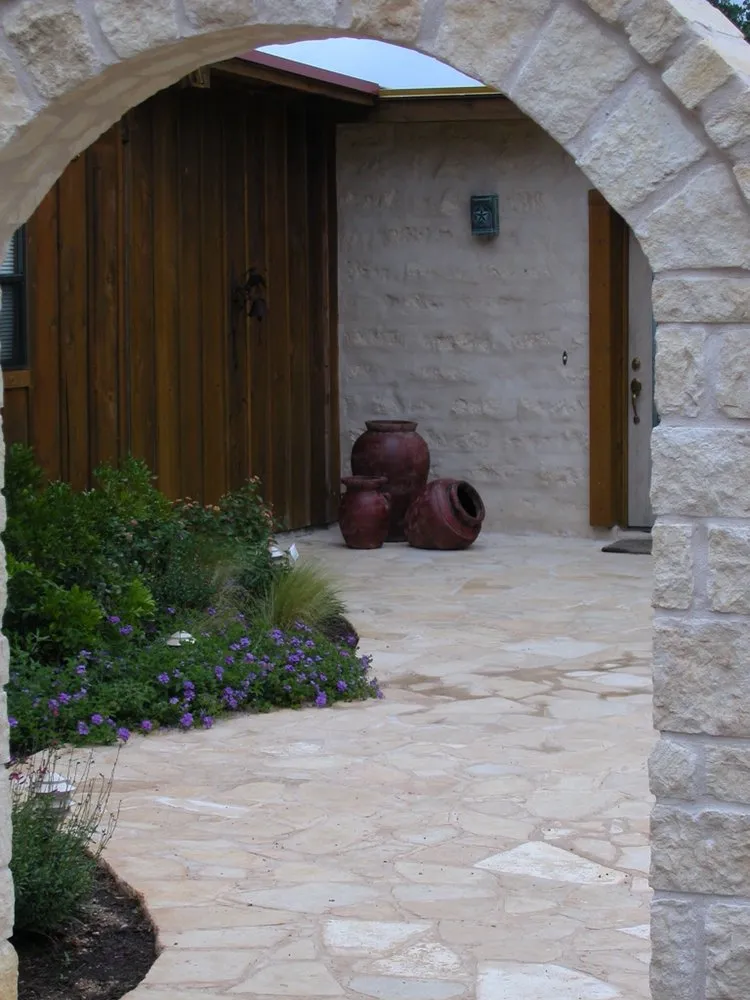 Top-rated lawn care service in Dripping Springs, TX by Landcraft