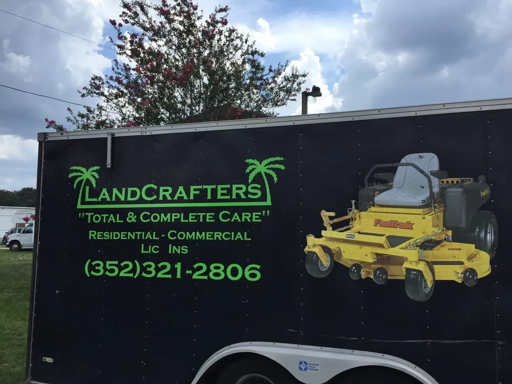 Expert garden landscaping for homes in Clermont, FL by LandCrafters Landscaping