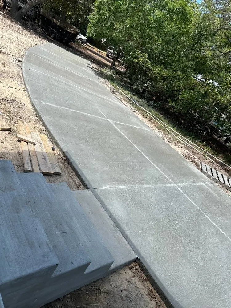 Local yard maintenance in Cantonment, FL - LandCrete