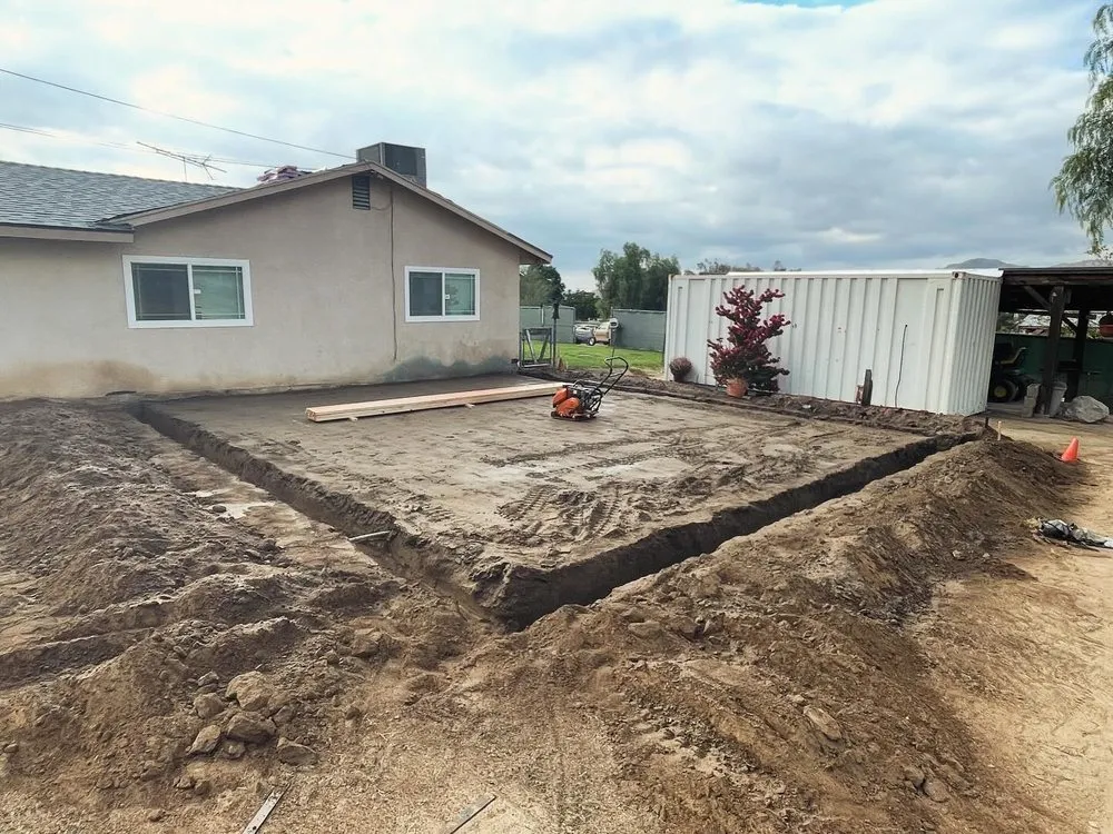 Local yard maintenance in Menifee, CA - Landeros Elite Concrete