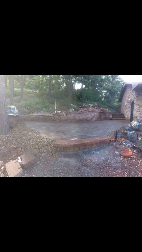 Reliable lawn mowing service in Claremore, OK - Landers Contracting