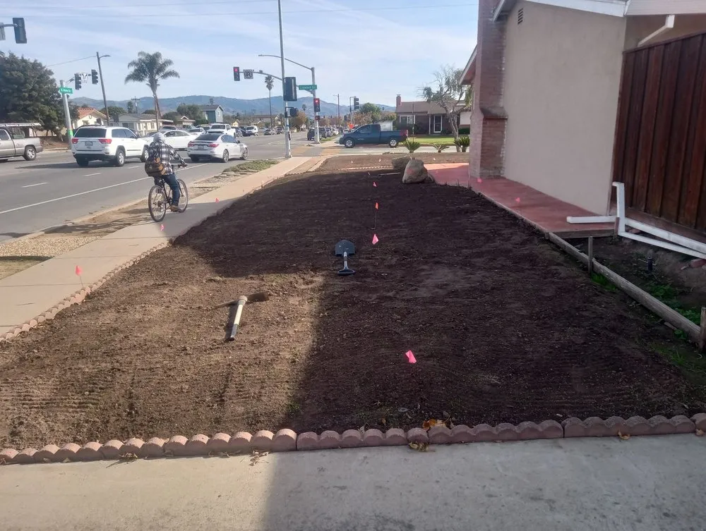 Reliable landscaping services in Salinas, CA by Landescaping