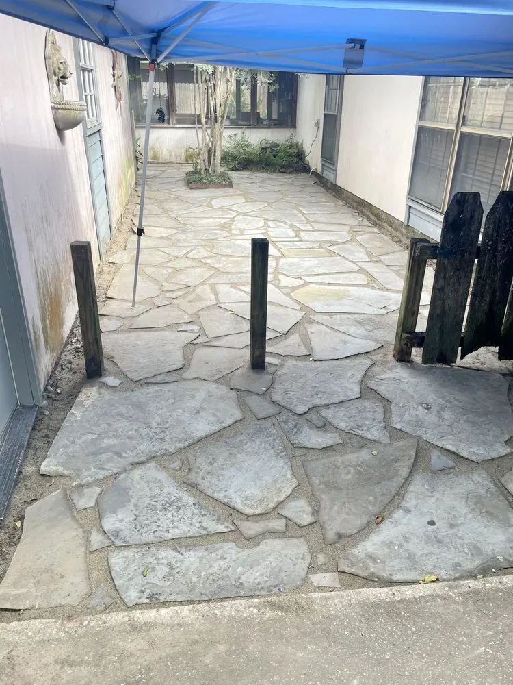 Expert garden landscaping for beautiful yards across Lafayette, LA - Landgrave Lawn & Landscaping