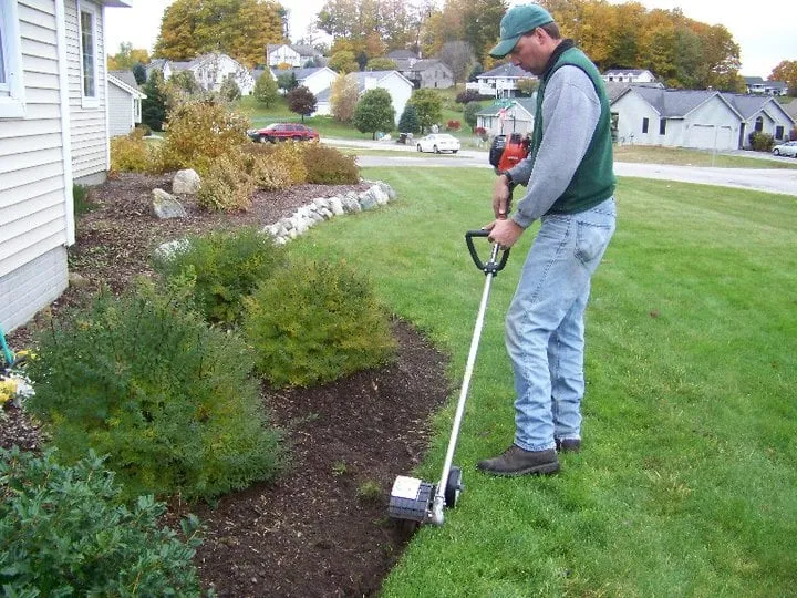 Professional landscaping services experts serving Traverse City, MI - Landgreen Lawncare