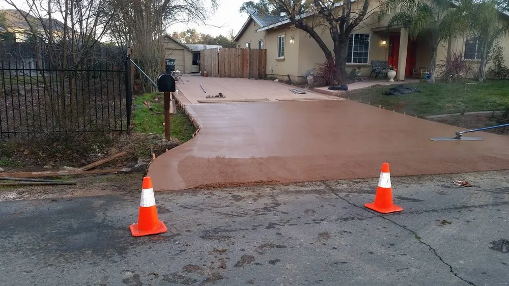 Affordable yard cleanup service for beautiful yards in Carmichael, CA by Landis Landscape & Maintenance