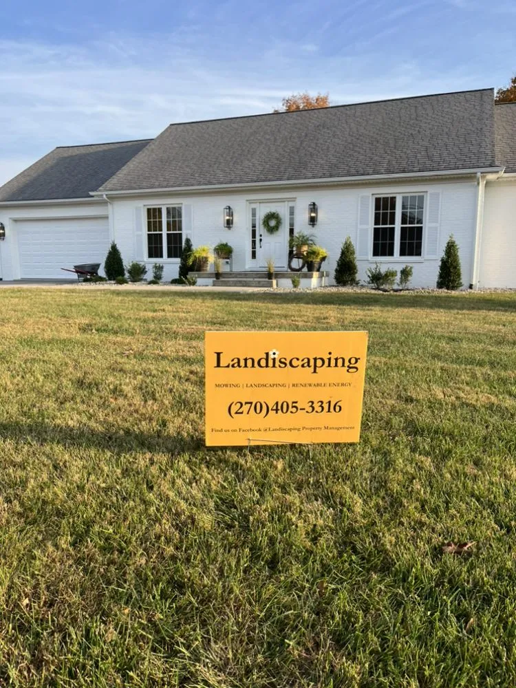 Affordable lawn care service in Greensburg, KY by Landiscaping