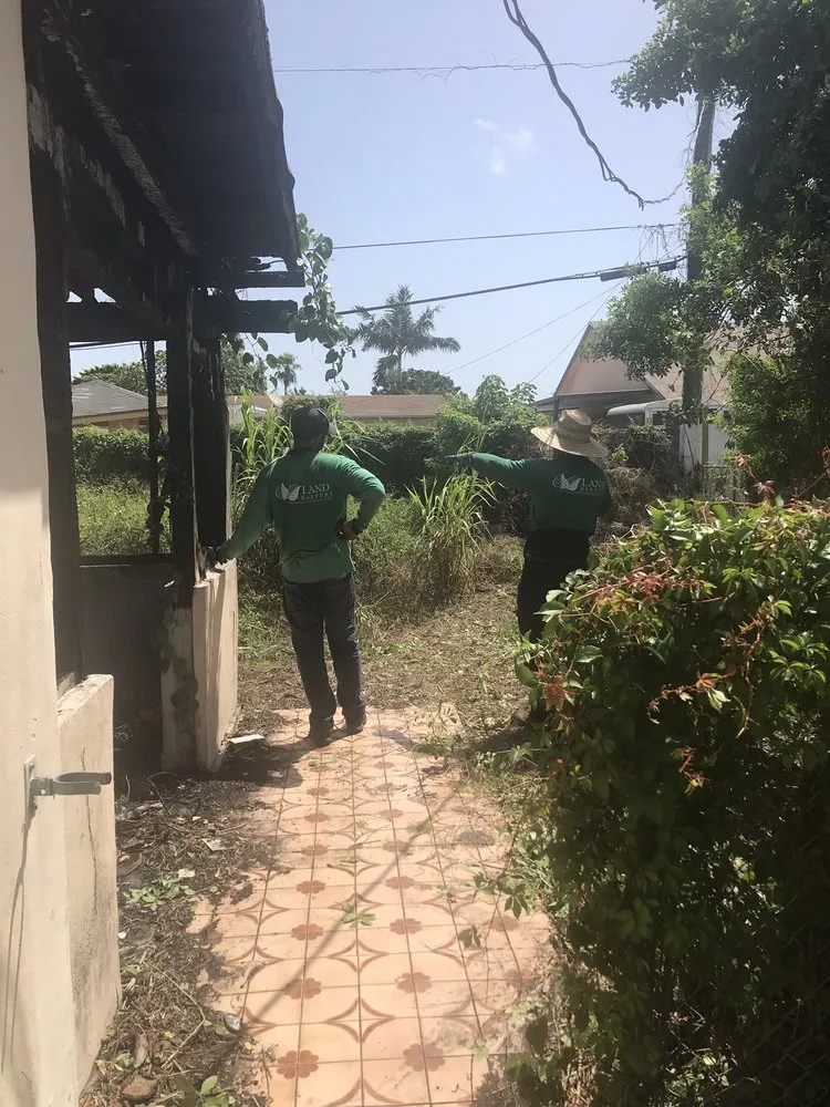 Top-rated outdoor landscaping in Palmetto Bay, FL - Landkeepers